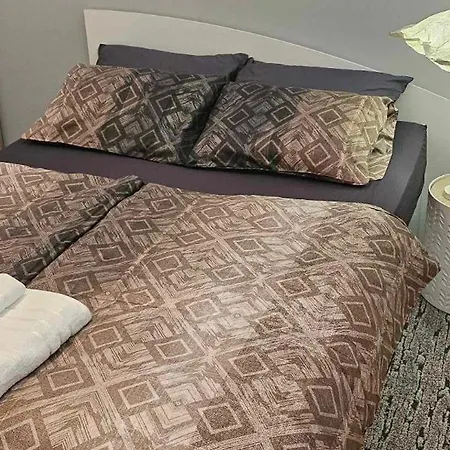 лазур Appartement *