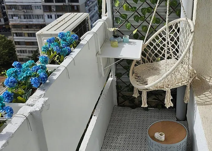 лазур Appartement *